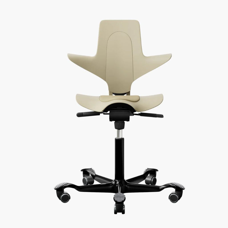Capisco 8010 (Sand)_Black leg