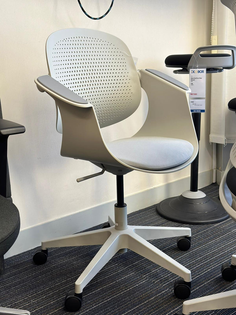 ROBOT - Meeting Chair - Visitor - Slope armrest - Flex backrest - EKOBOR Ergonomic Furniture